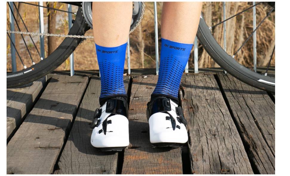 Gradient Color Compression Cycling Socks
