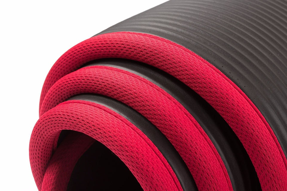 Thick Yoga Mat with Locked Edge